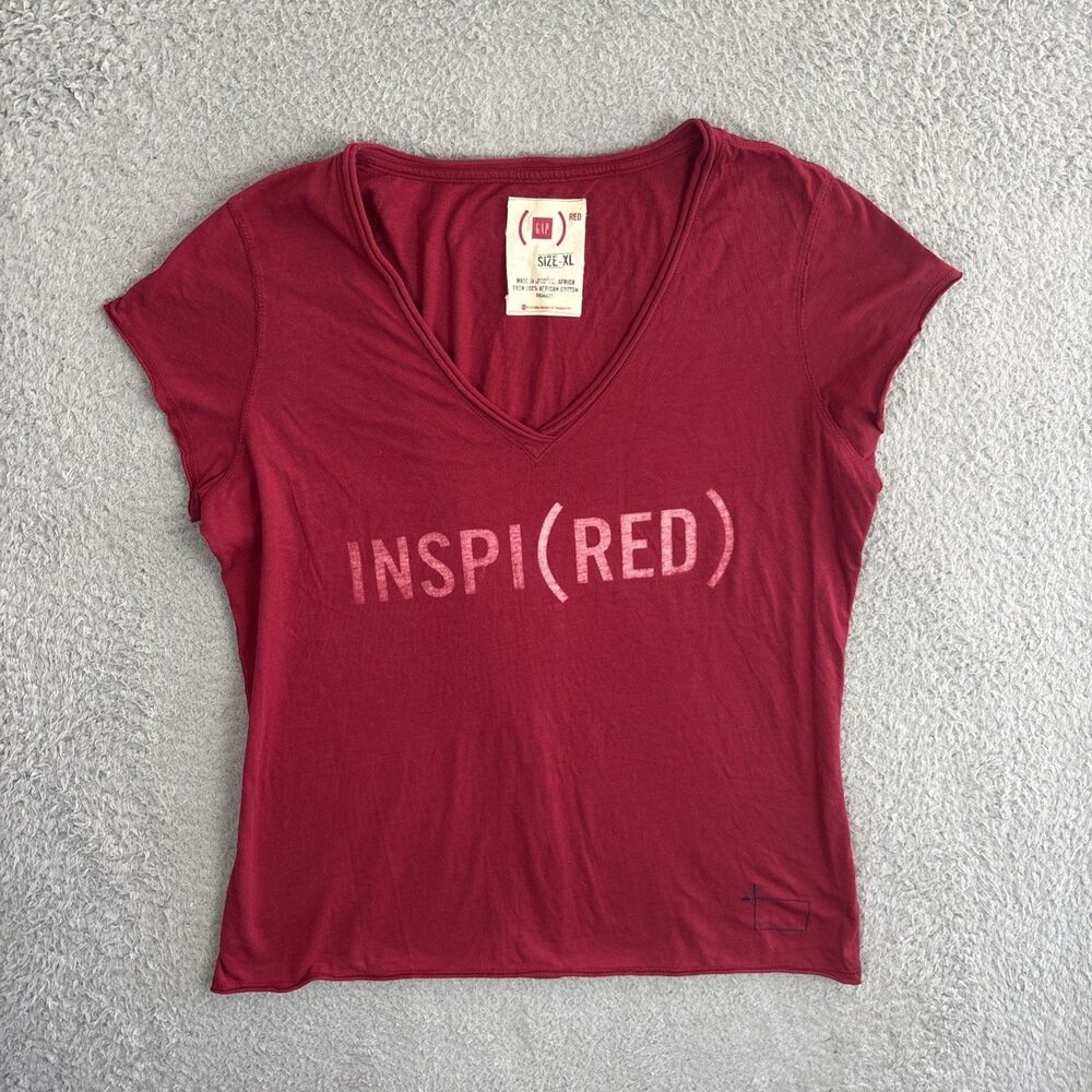 Gap Womens InspirRED Fitted Short Sleeve T-Shirt Red V-Neck Size XL Vintage